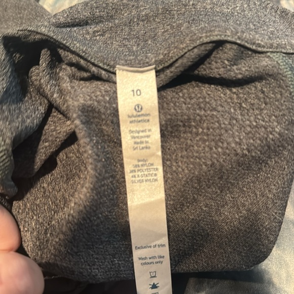 Lululemon Grey Quarterzip - Picture 3 of 3